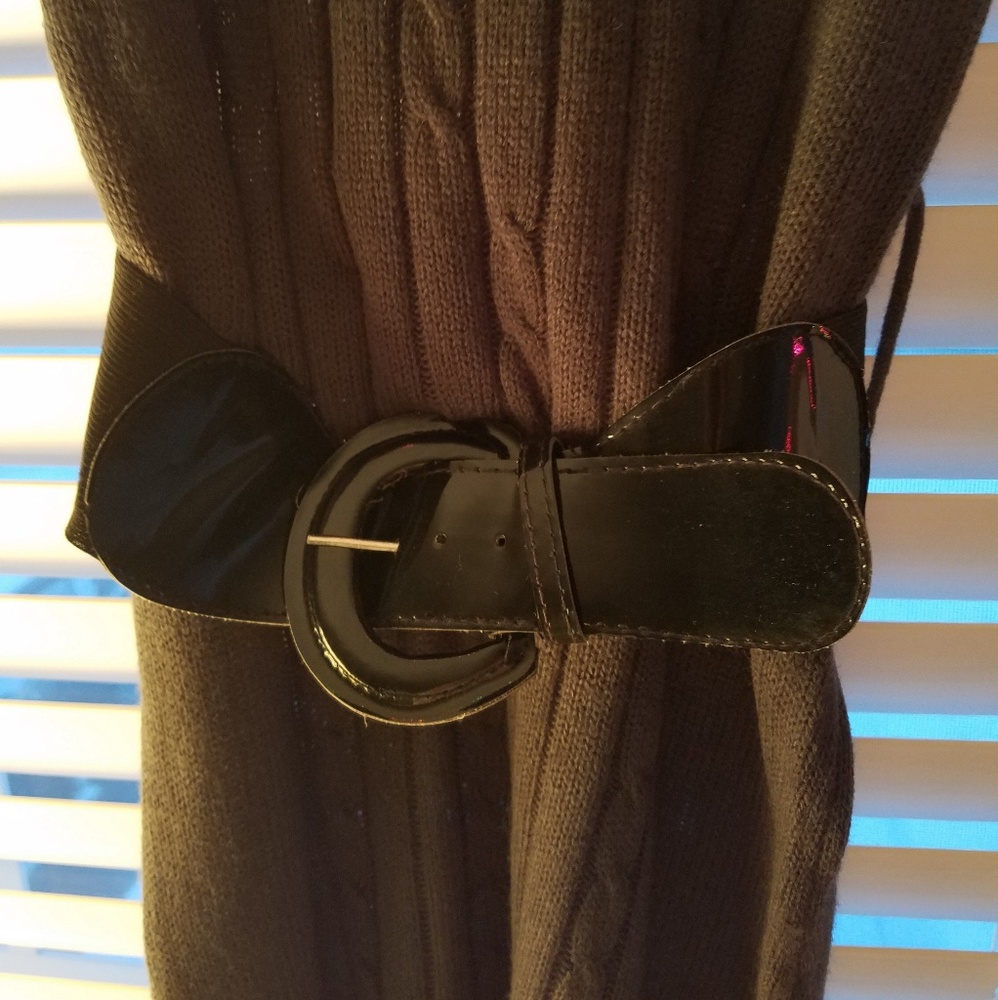 Sweater - Picture 3 of 3